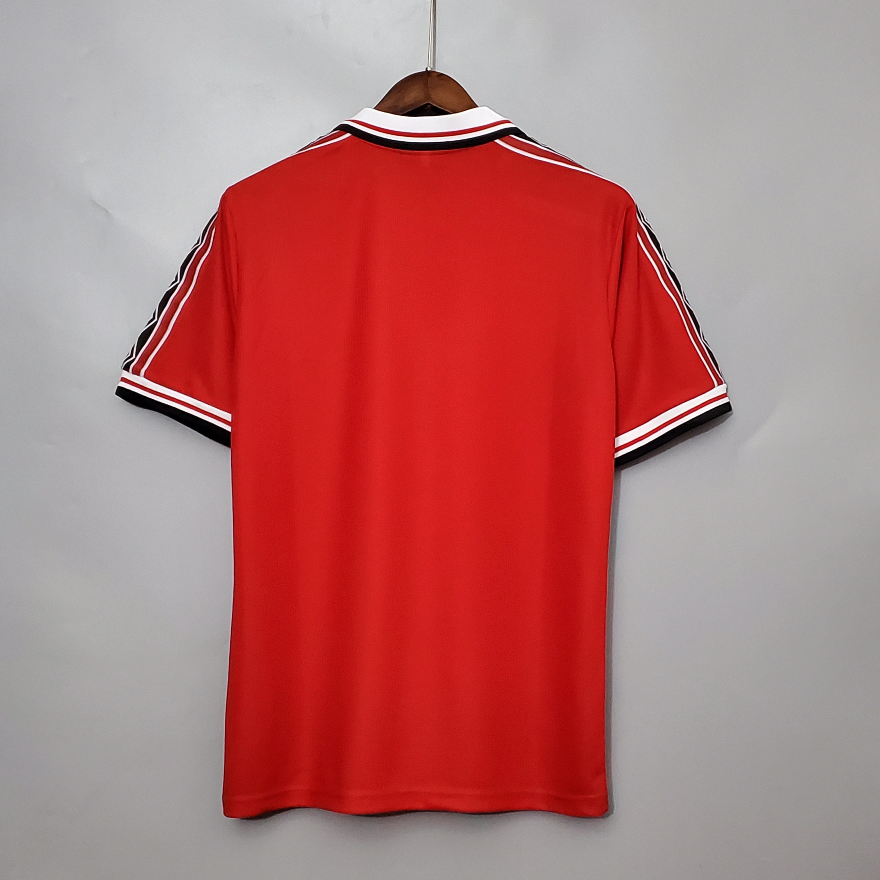 1998 – 1999 Manchester united Home retro kit