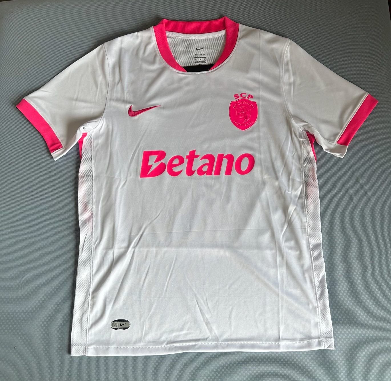 Sporting Lisbon 2026 White and Pink Jersey