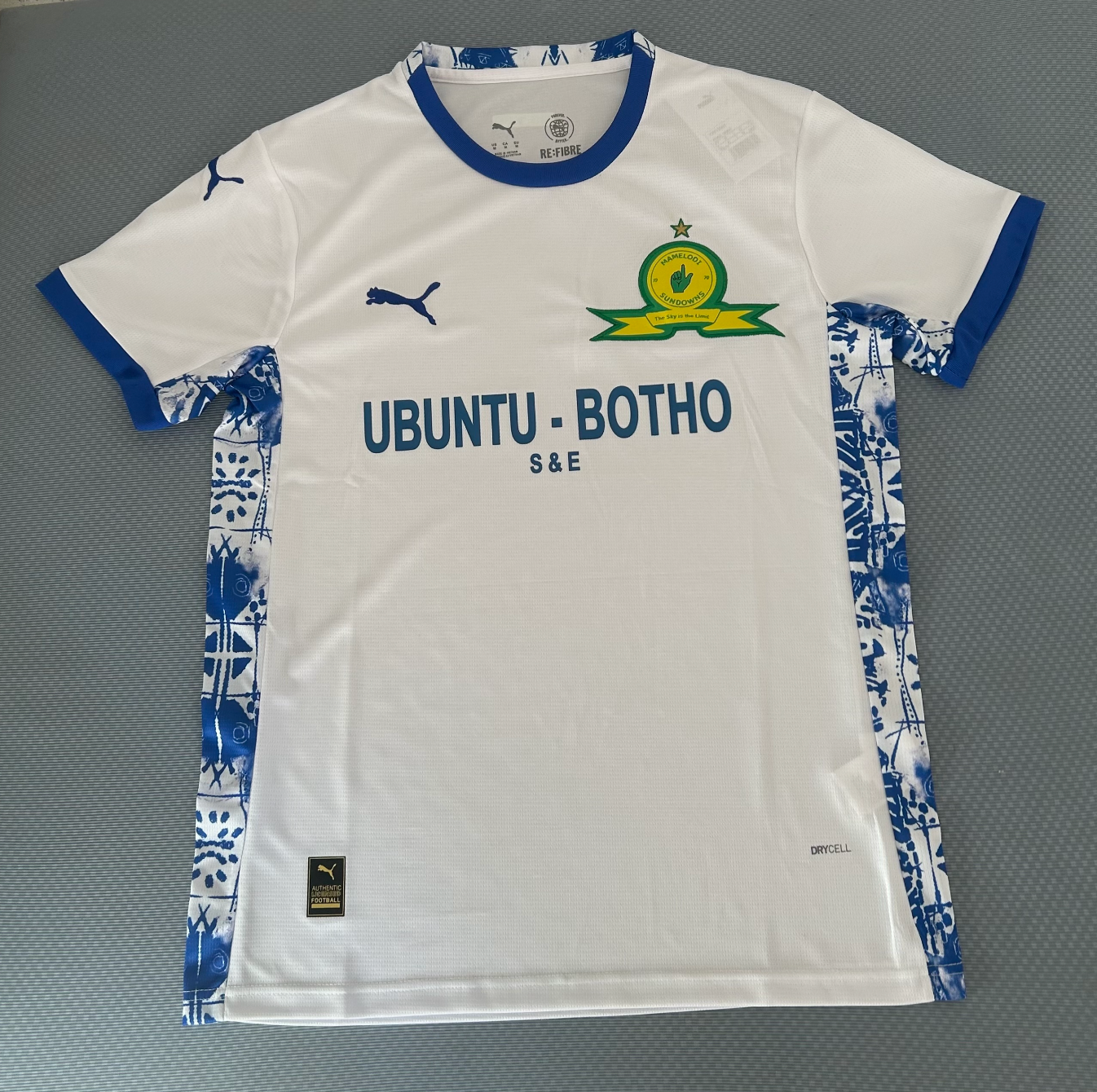 Mamelodi Sundowns 2025/2026 Away Jersey