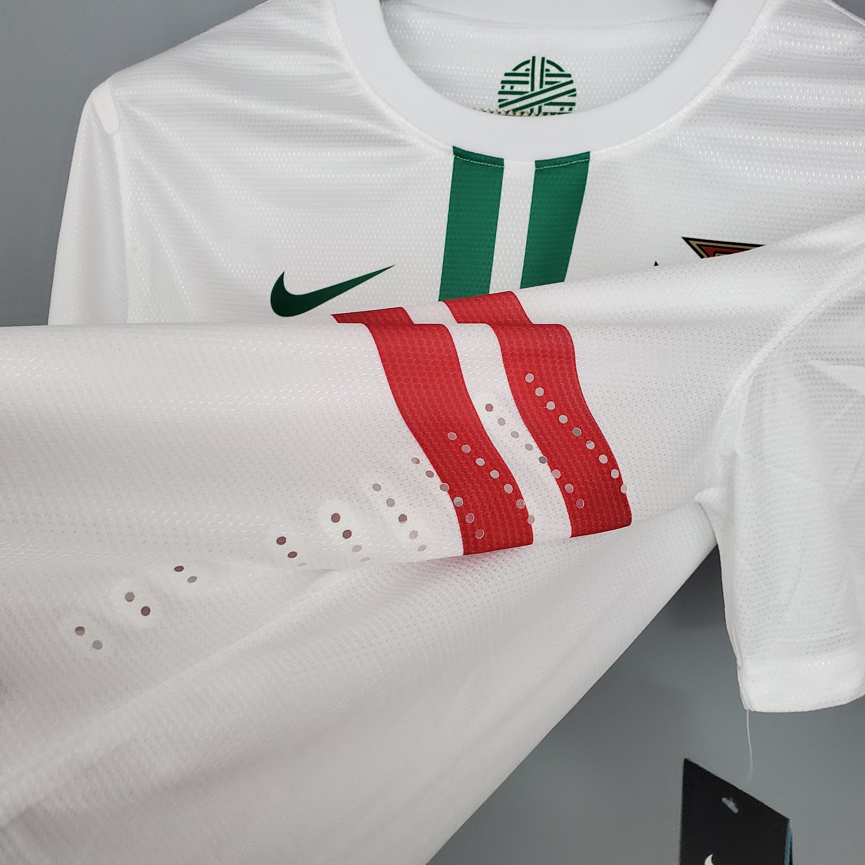 PORTUGAL RETRO AWAYJERSEY 2012