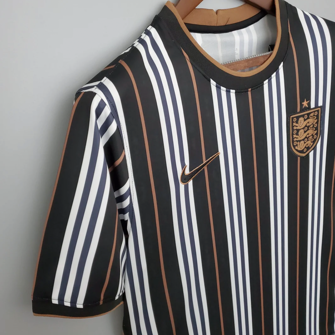 England Burberry 2025 Special Edition Football Jersey