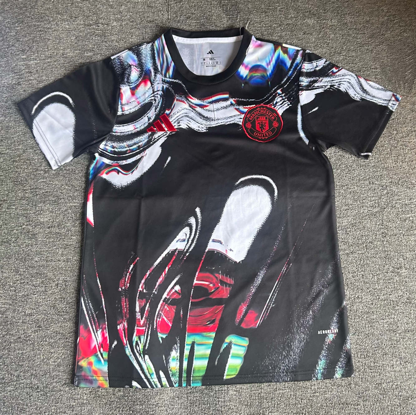 Manchester United 2026 black pre-match jersey
